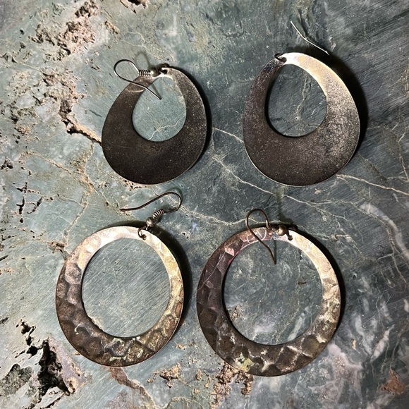 Set/2 Hammered Silver Hoop Earrings - Picture 2 of 2